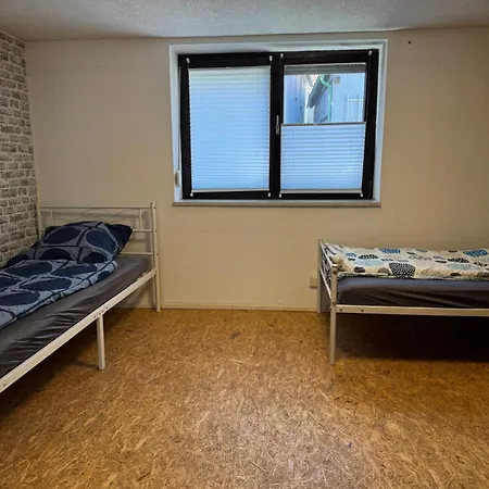 Apartment 2 Monteure Mit Grossem Parkplatz